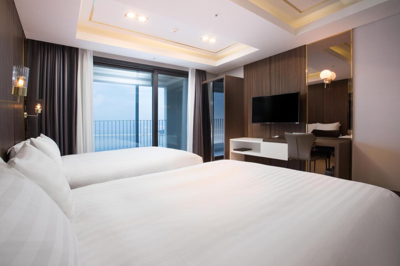 Utop Marina Hotel & Resort Yeosu Exterior foto